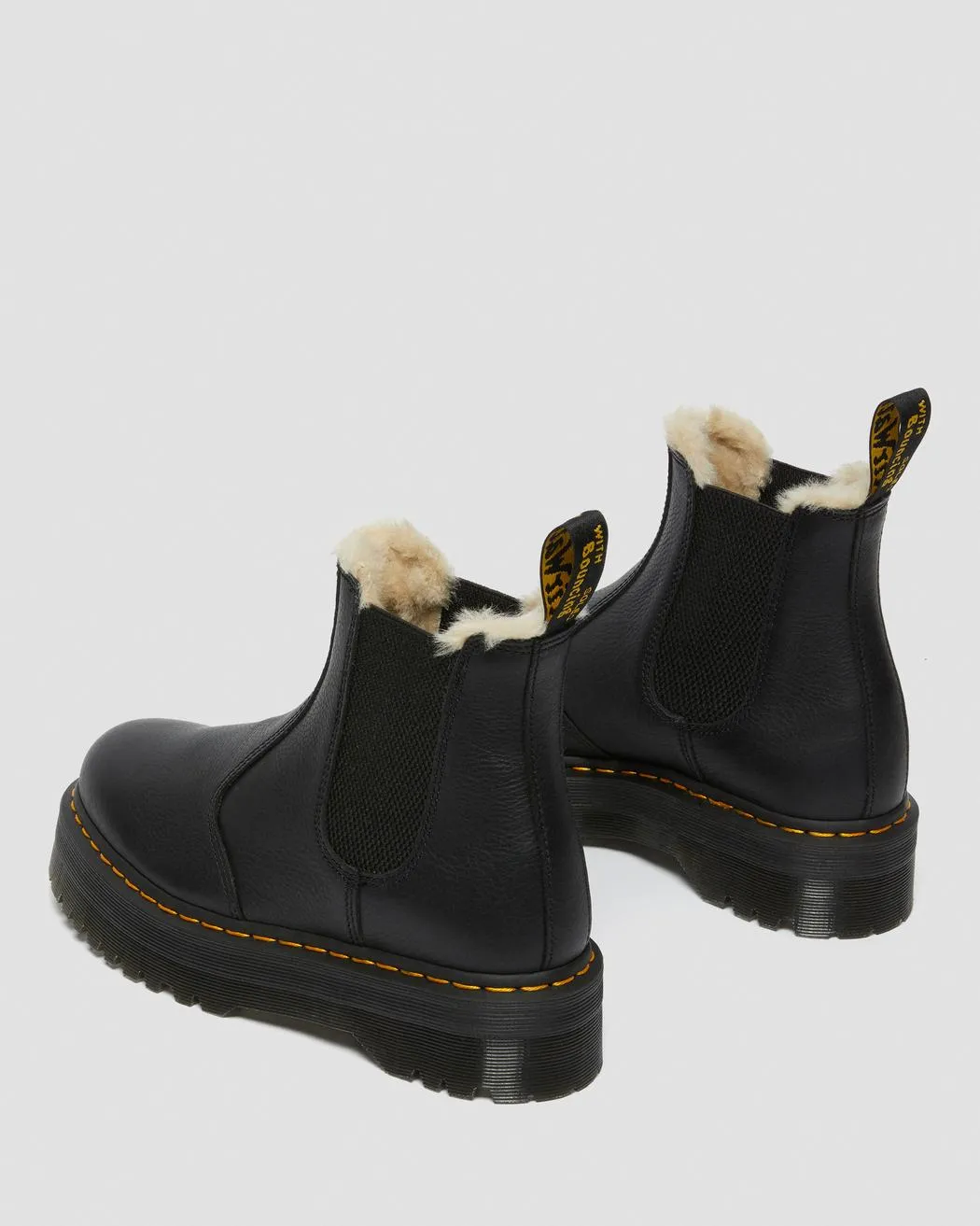 Dr Martens - 2676 Quad Faux Fur Platform Chelsea Boots Black Pisa 25635001