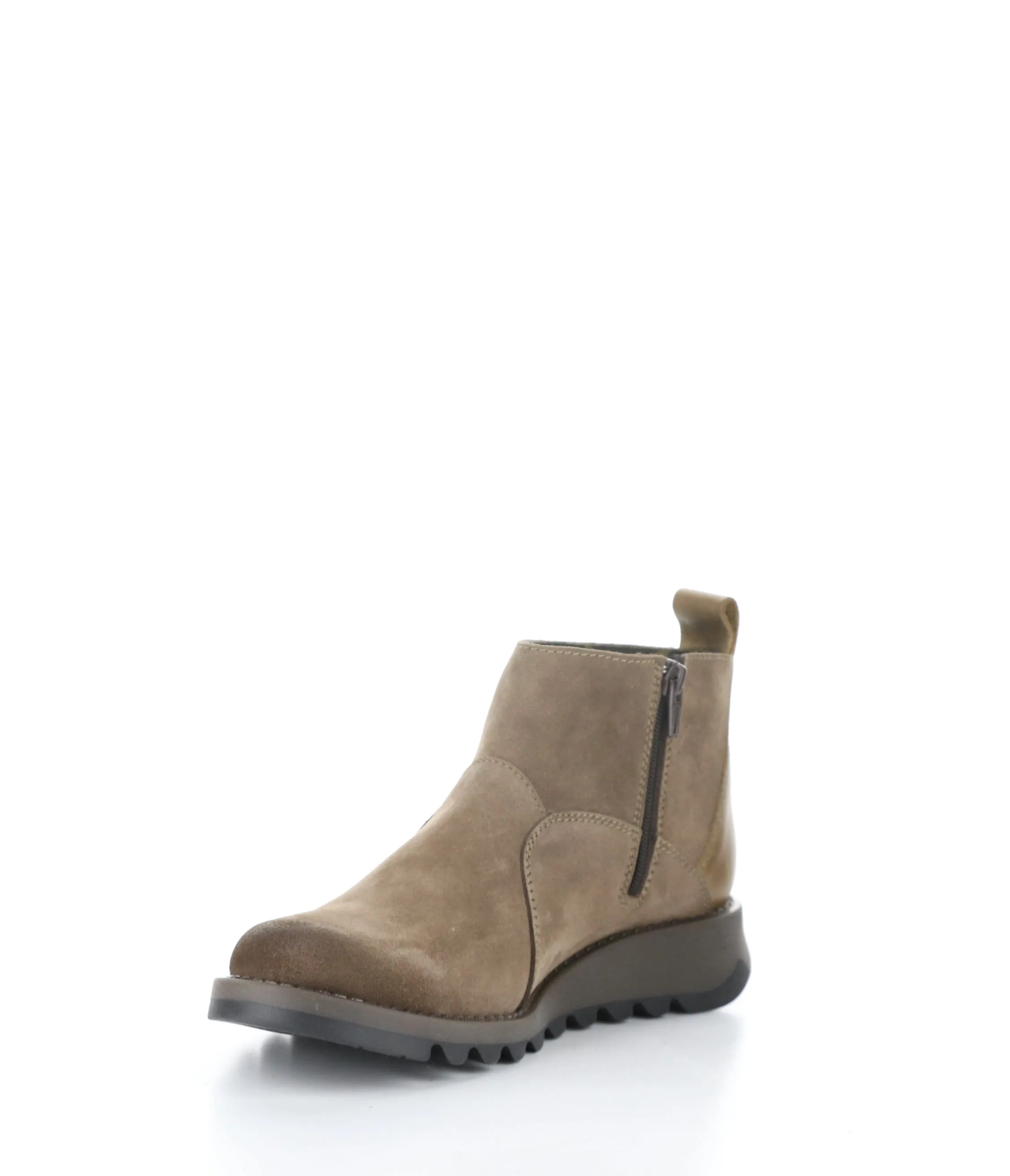 SELY918FLY 002 TAUPE/CAMEL Round Toe Boots