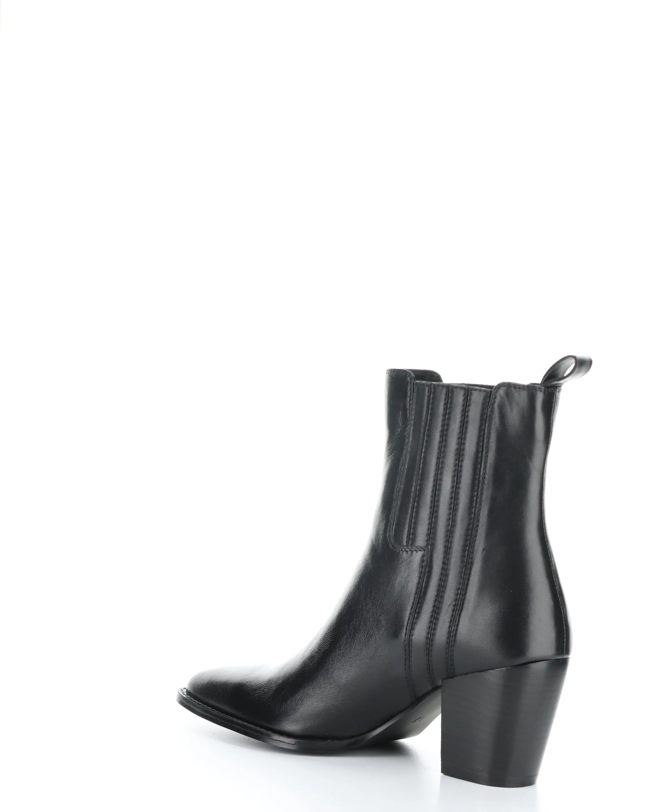 TRULY BLACK Pointed Toe Boots