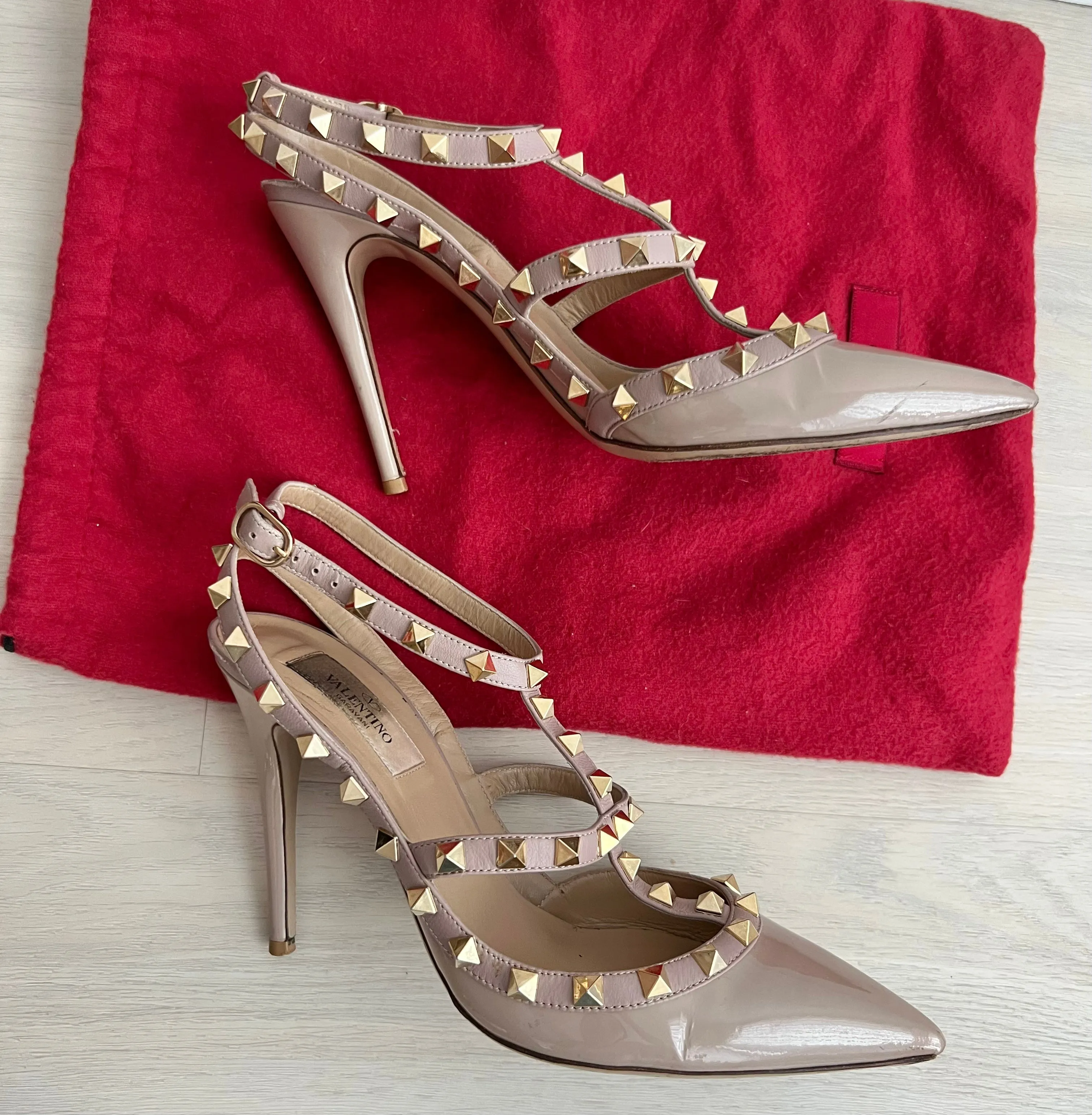 Valentino Garvani Rockstud Heels